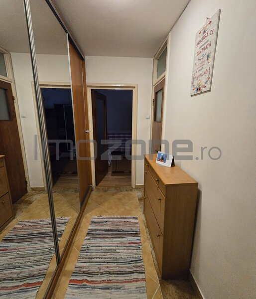 Drumul Taberei, Bd. Timisoara, garsoniera, 33 mp, parter/4, libera imediat.